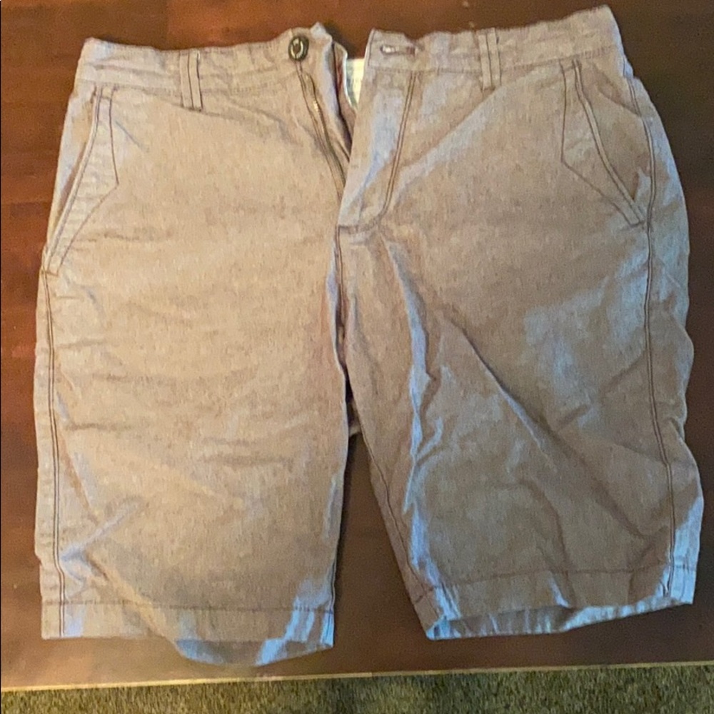 Light Maroon chino shorts
